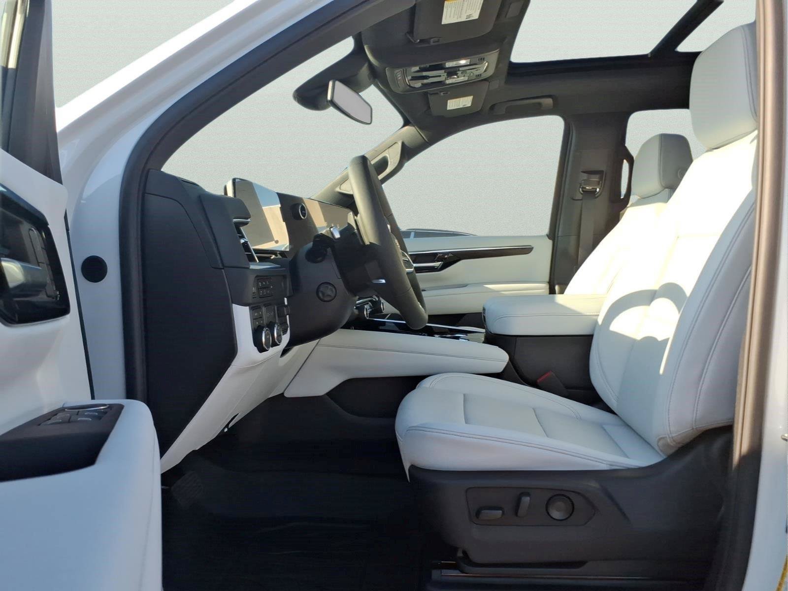 New 2026 Chevrolet Tahoe Premier w/ Sun And Tow Package AWD/4WD image 15
