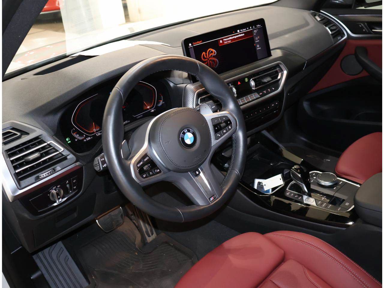 Certified 2024 BMW X3 sDrive30i w/ Premium Package RWD image 10
