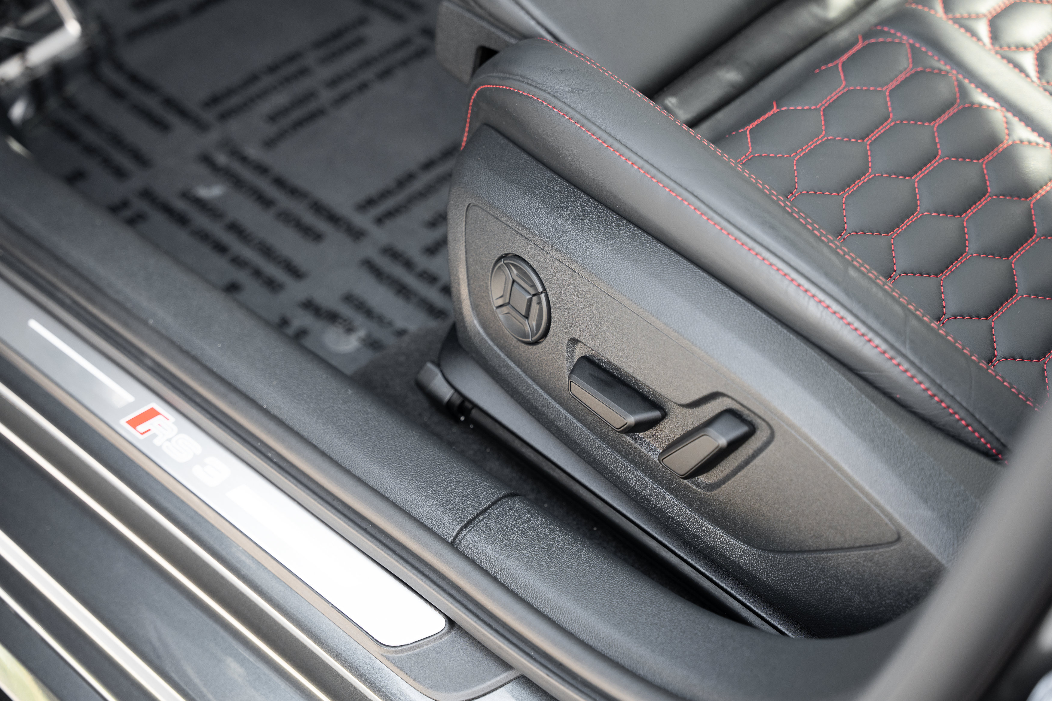 Certified 2025 Audi RS 3 AWD/4WD image 22