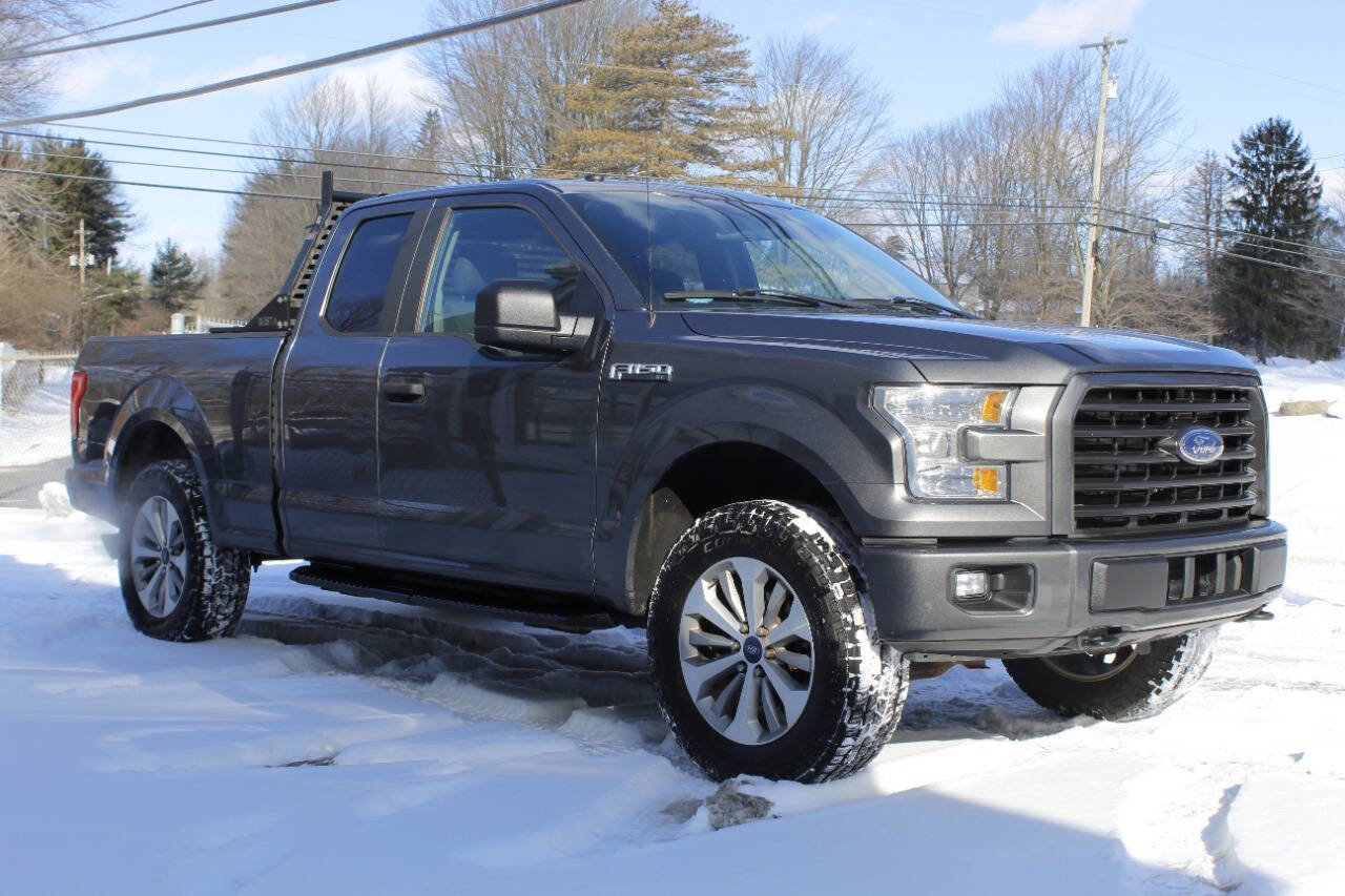 Used 2017 Ford F150 XL w/ Equipment Group 101A Mid AWD/4WD image 16