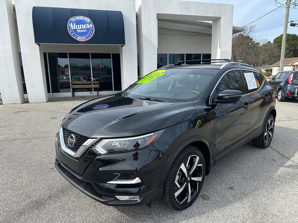 Used 2022 Nissan Rogue Sport SL w/ Premium Package image 1