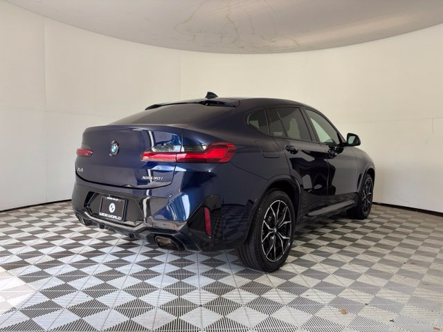 Certified 2024 BMW X4 xDrive30i w/ Premium Package AWD/4WD image 7