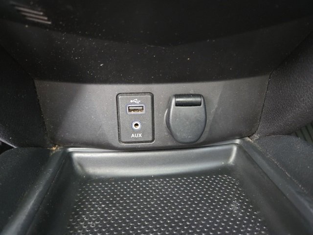 Used 2017 Nissan Rogue SV image 56