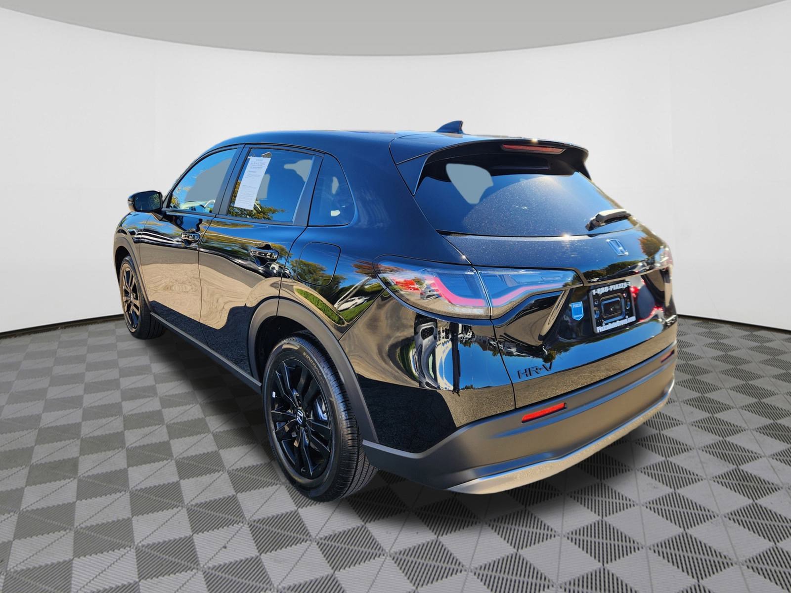 Certified 2026 Honda HR-V Sport image 3