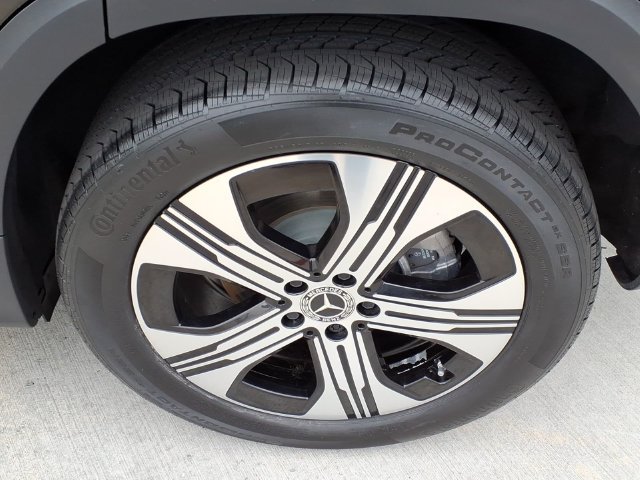 Certified 2024 Mercedes-Benz EQB 350 4MATIC SUV w/ Winter Package image 24