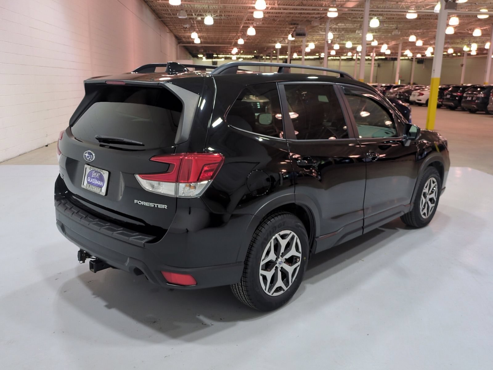 Used 2020 Subaru Forester Premium AWD/4WD image 3