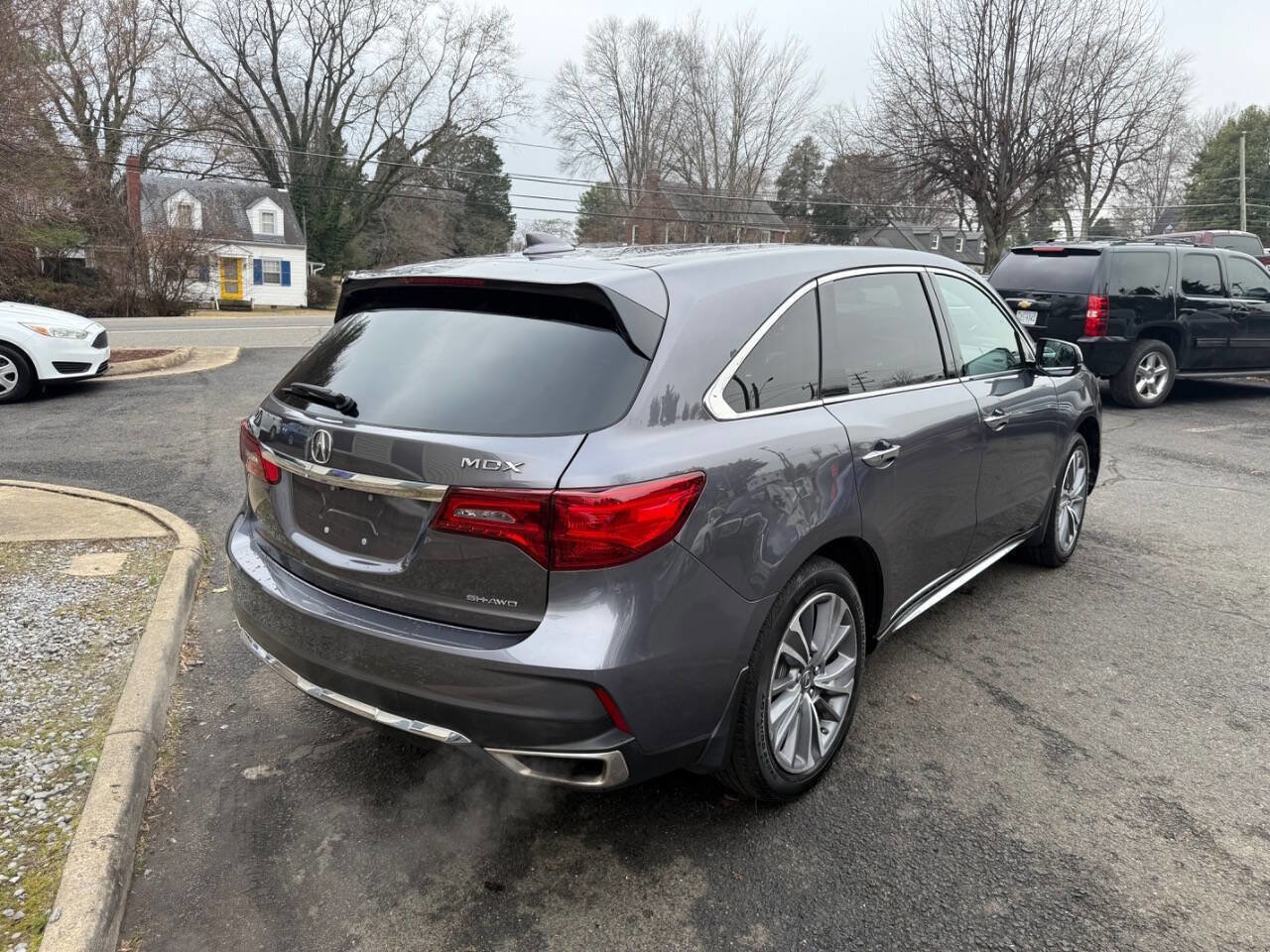 Used 2017 Acura MDX SH-AWD w/ Technology Package image 6