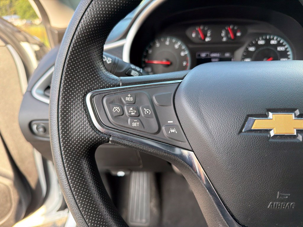 Used 2024 Chevrolet Malibu LT FWD image 16