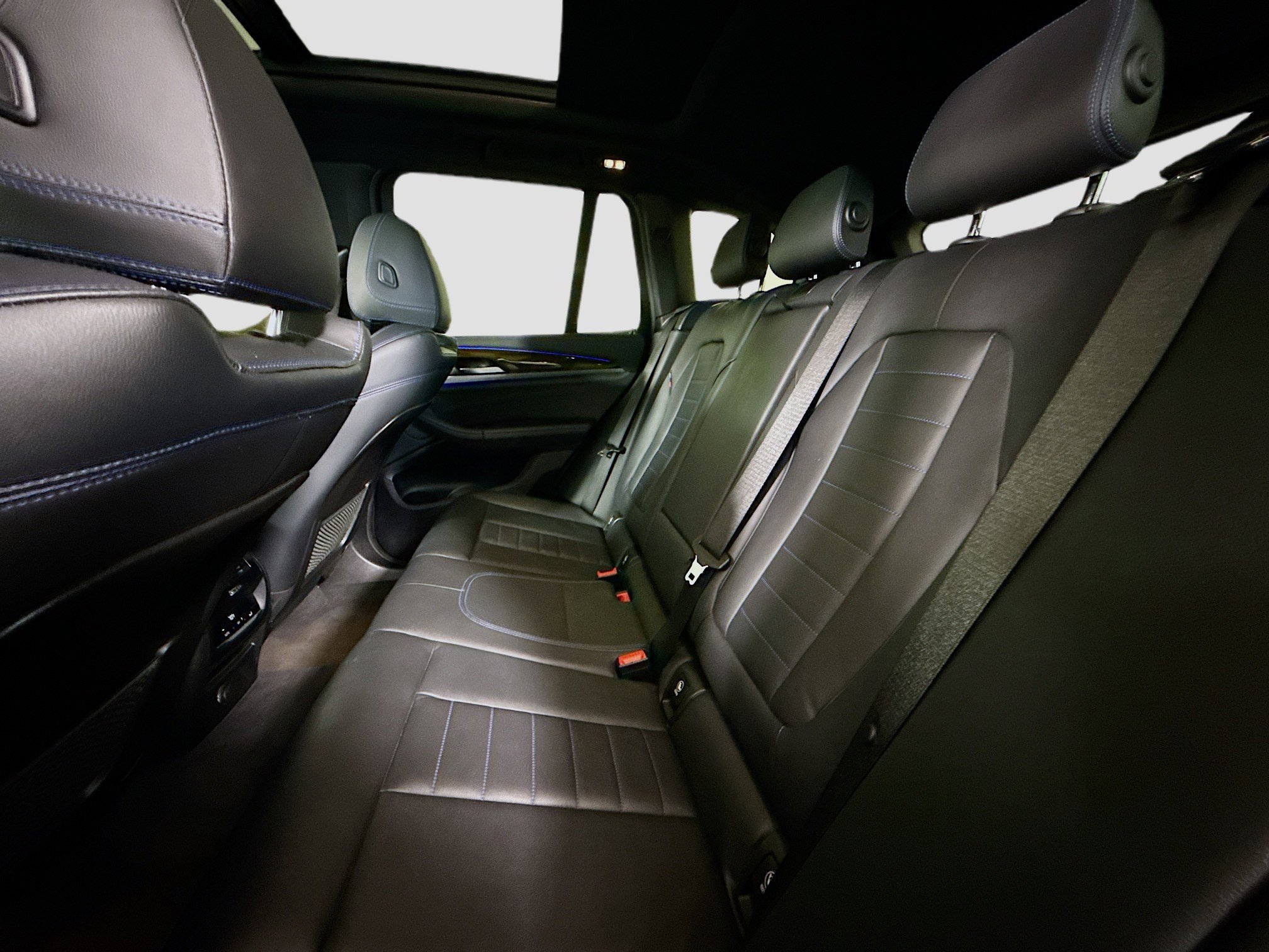 Used 2019 BMW X3 M40i w/ Premium Package image 25