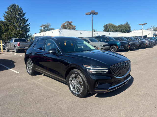 Used 2025 Genesis GV70 2.5T AWD/4WD image 5