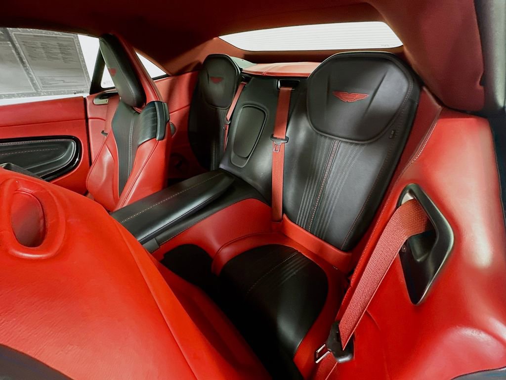 Used 2019 Aston Martin DB11 Volante image 13