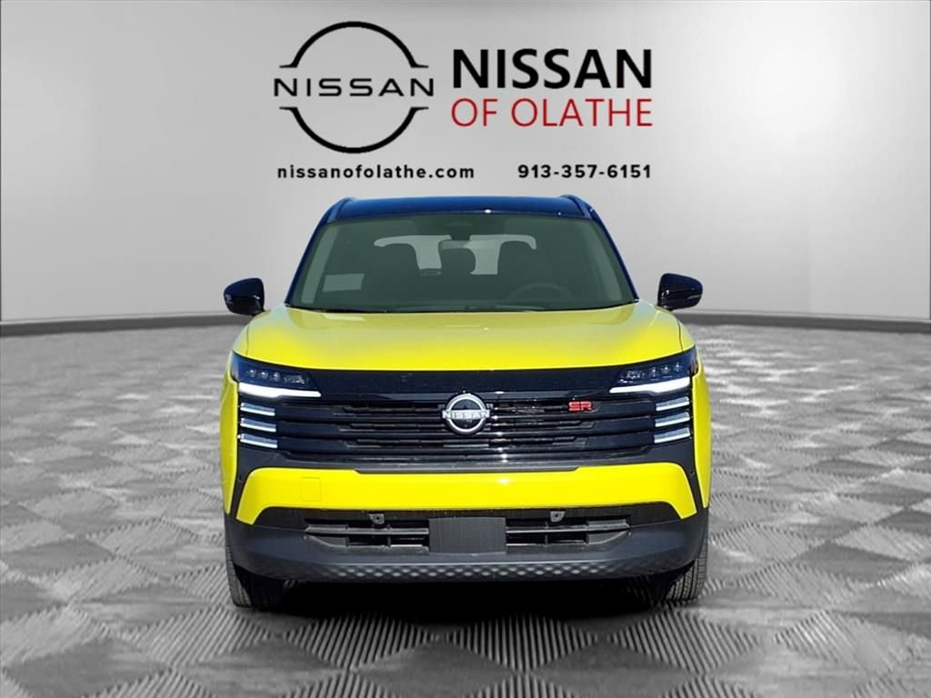 Certified 2025 Nissan Kicks SR image 29