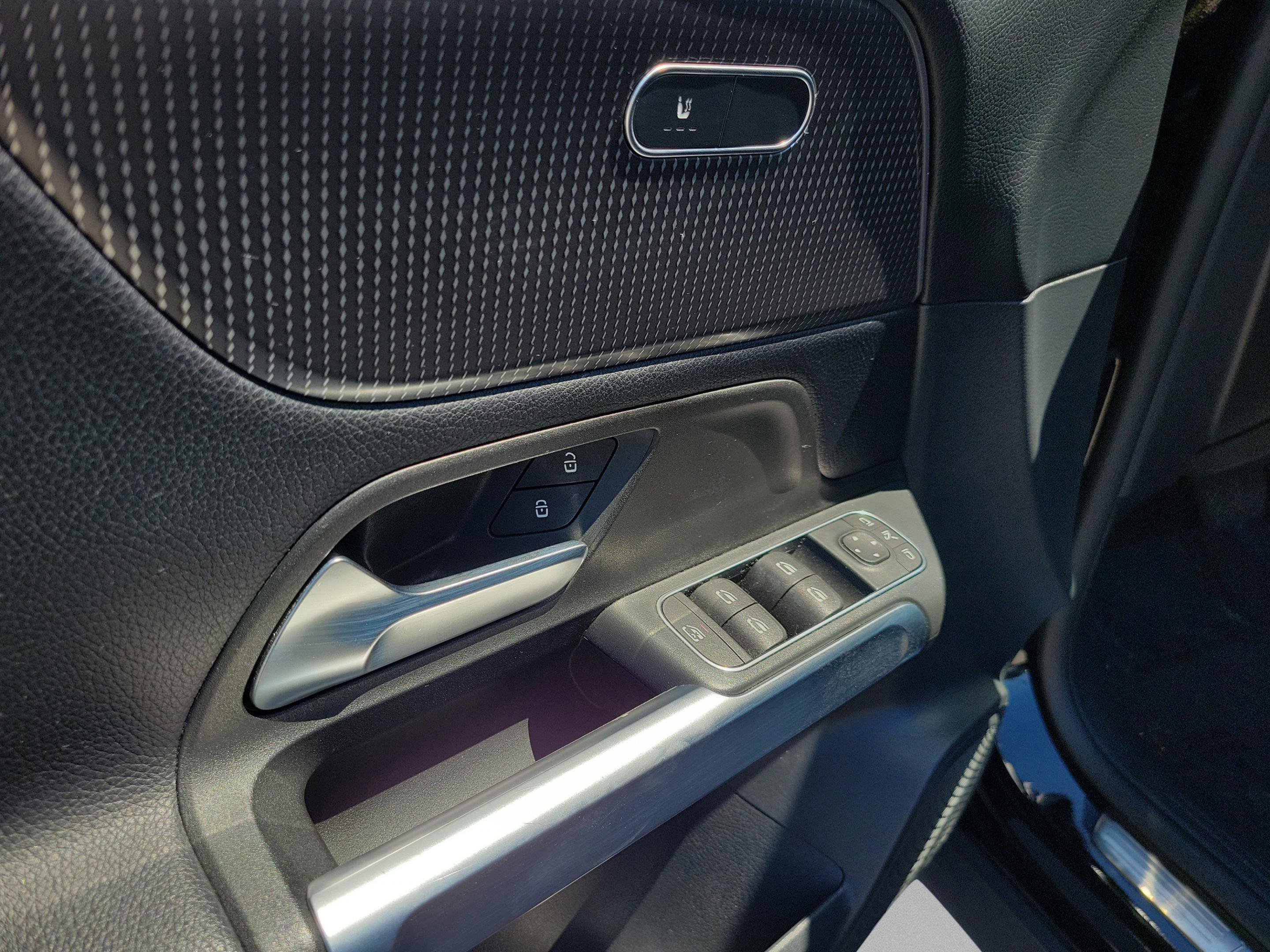 Certified 2022 Mercedes-Benz GLB 250 4MATIC image 20