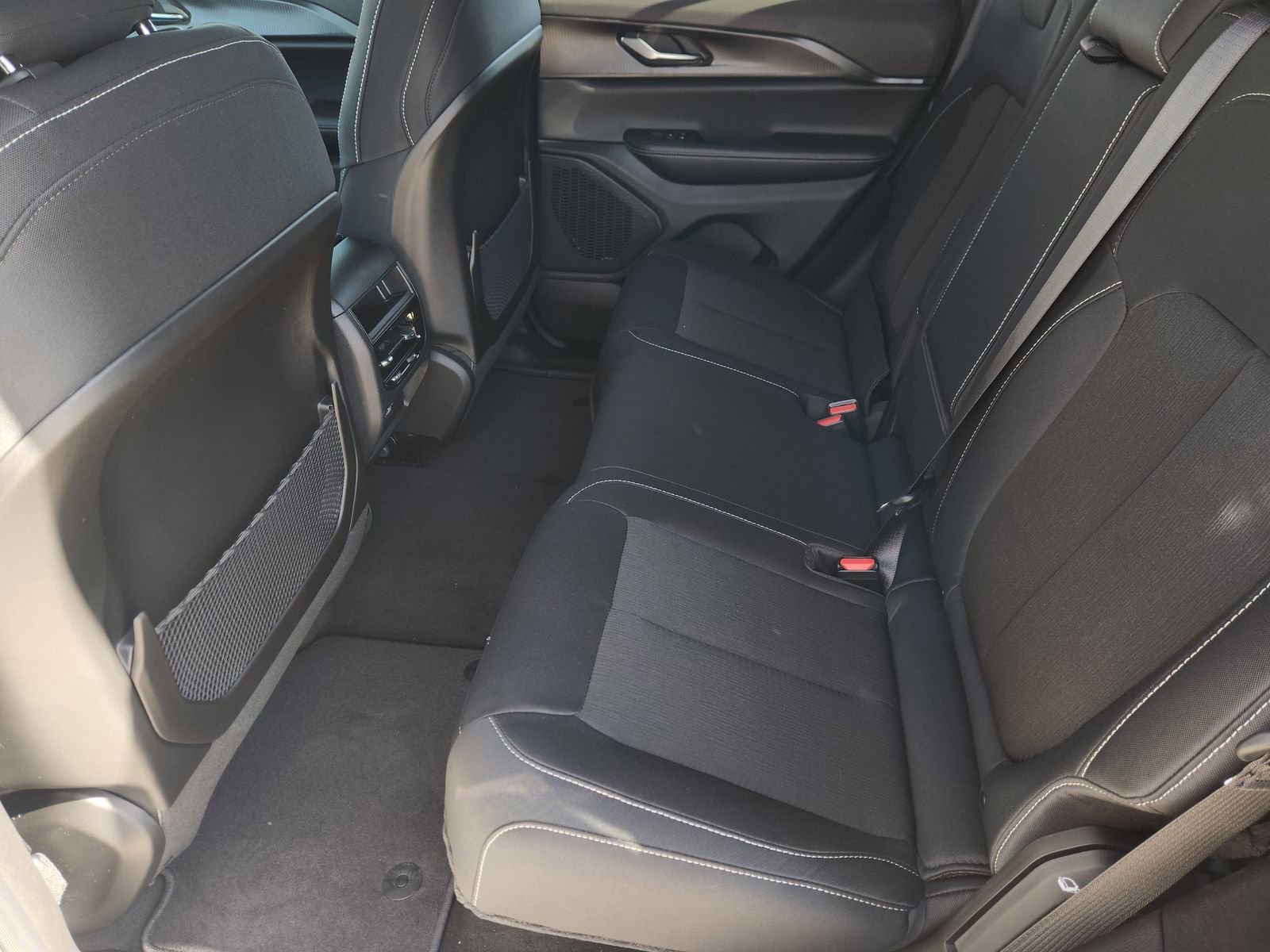 New 2026 Jeep Grand Cherokee Laredo RWD image 26