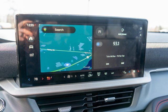 Used 2025 Ford Explorer ST image 27
