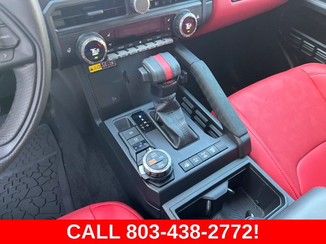 Used 2025 Toyota Tacoma TRD Pro AWD/4WD image 31