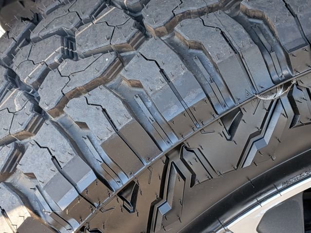 Used 2019 Chevrolet Silverado 1500 RST image 11