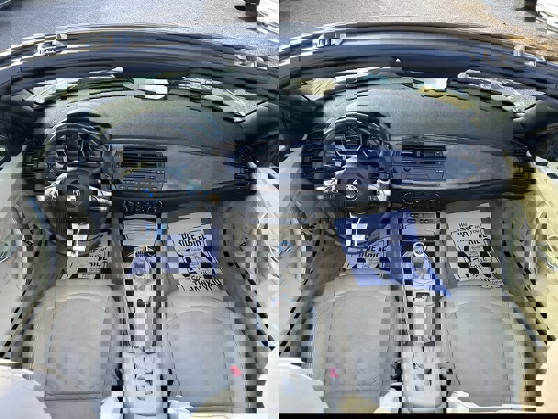 Used 2007 BMW Z4 3.0i image 11