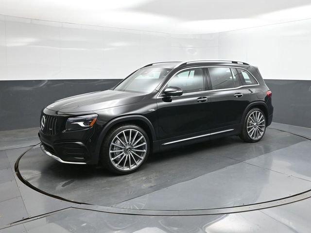 New 2026 Mercedes-Benz GLB 35 AMG 4MATIC image 1