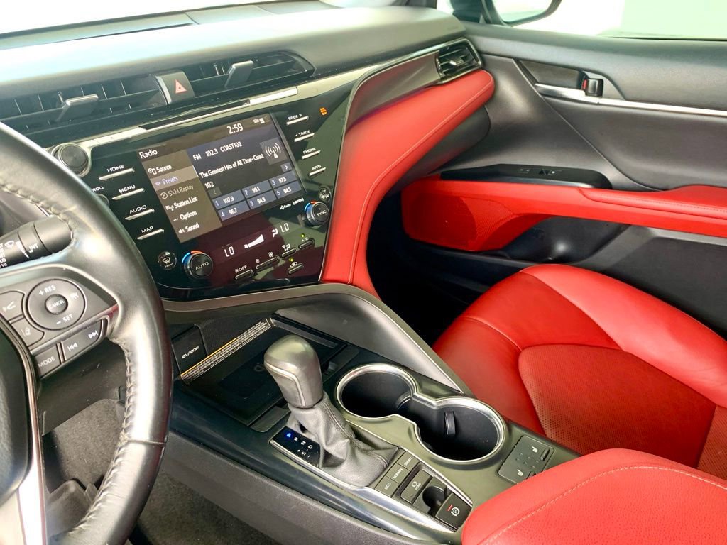 Used 2020 Toyota Camry XSE FWD image 36