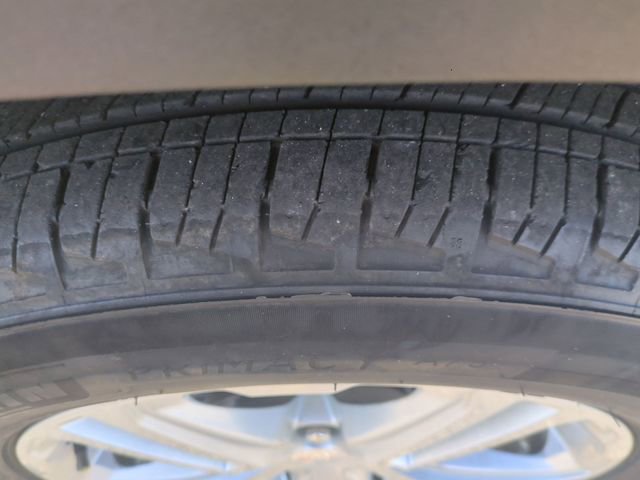 Used 2022 GMC Terrain SLE w/ Driver Convenience Package image 11