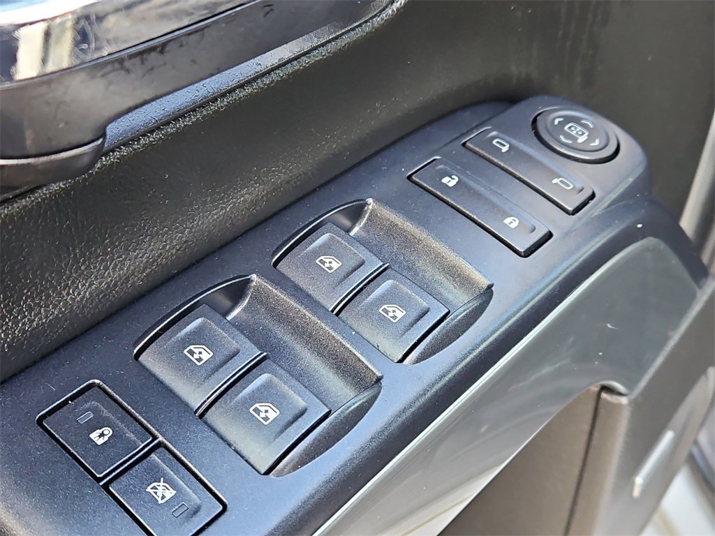 Used 2018 Chevrolet Silverado 1500 LT w/ All Star Edition image 24