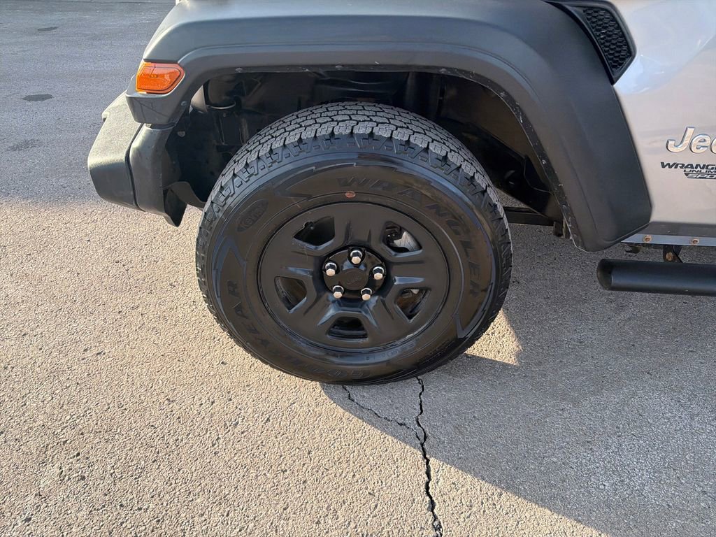 Used 2021 Jeep Wrangler Unlimited Sport image 23