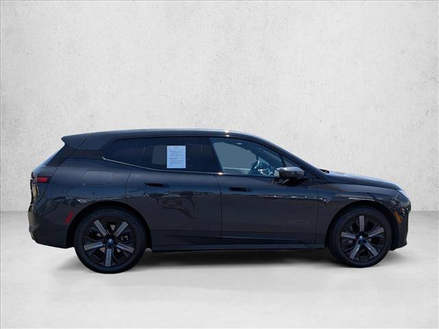 Used 2024 BMW iX xDrive50 AWD/4WD image 4
