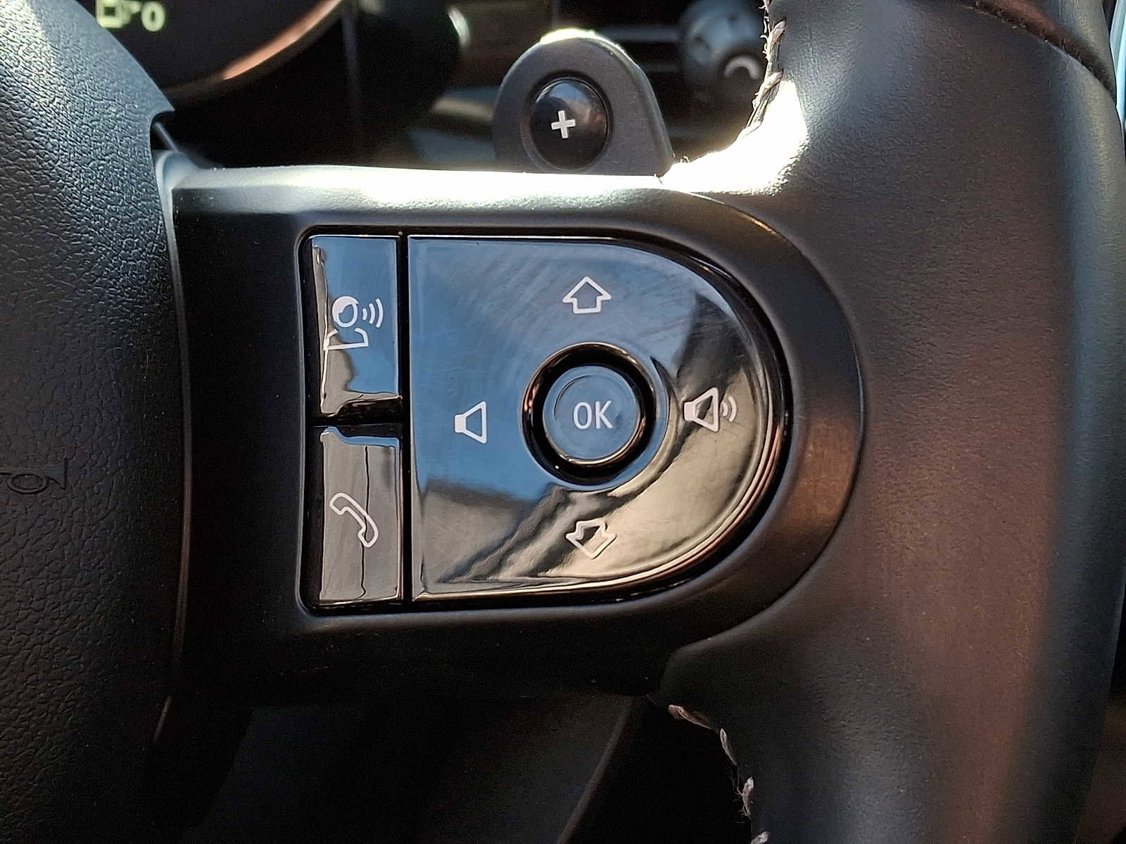 Certified 2023 MINI Cooper S w/ Premium Package image 19