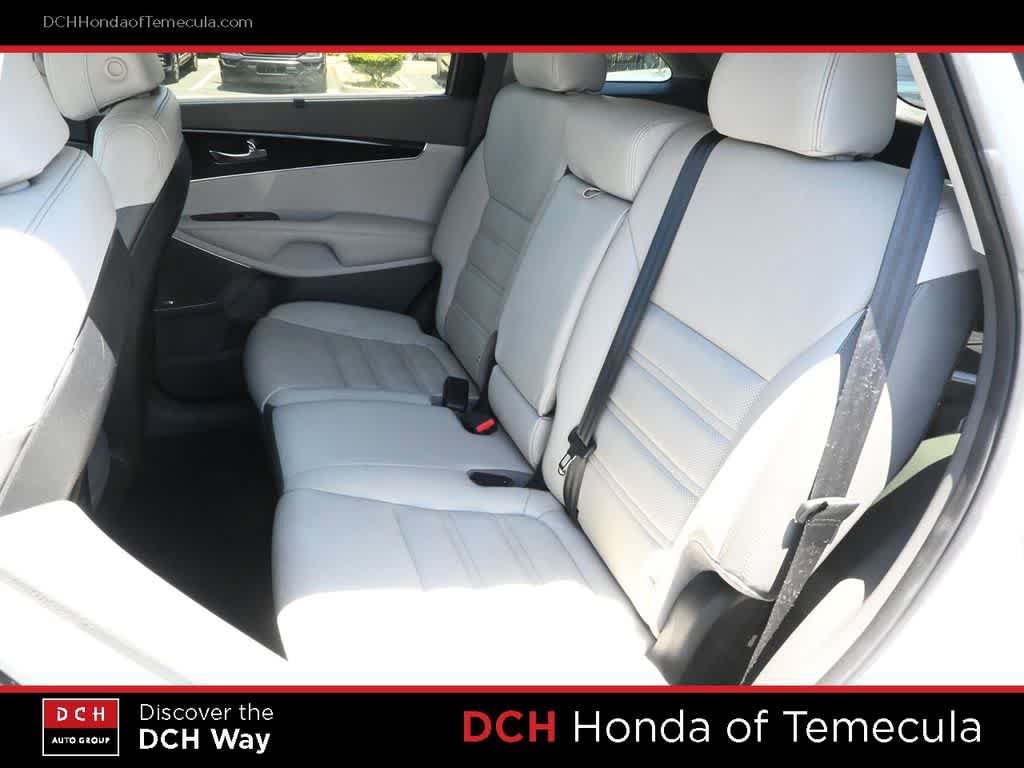 Used 2017 Kia Sorento SX FWD image 19