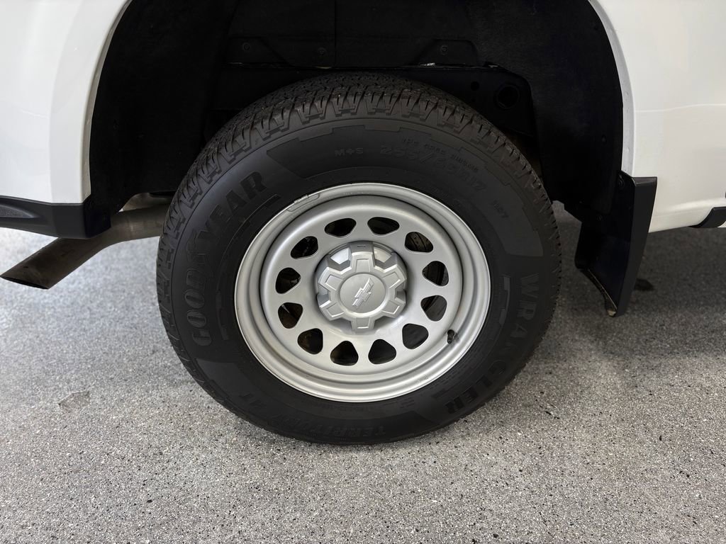 Used 2023 Chevrolet Colorado W/T image 27