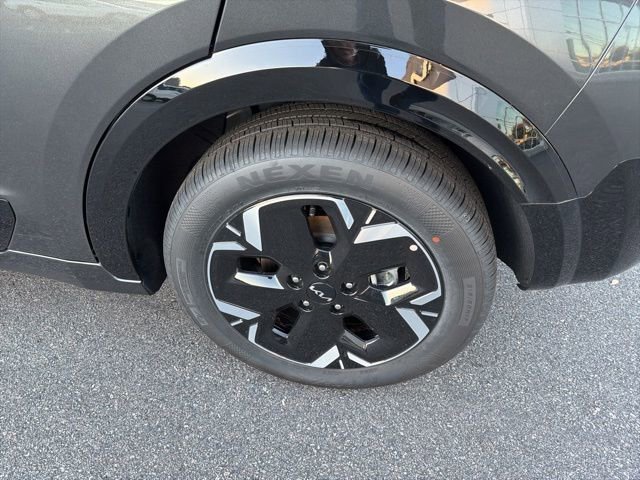New 2025 Kia Niro Wind w/ Wind Preserve Package image 6