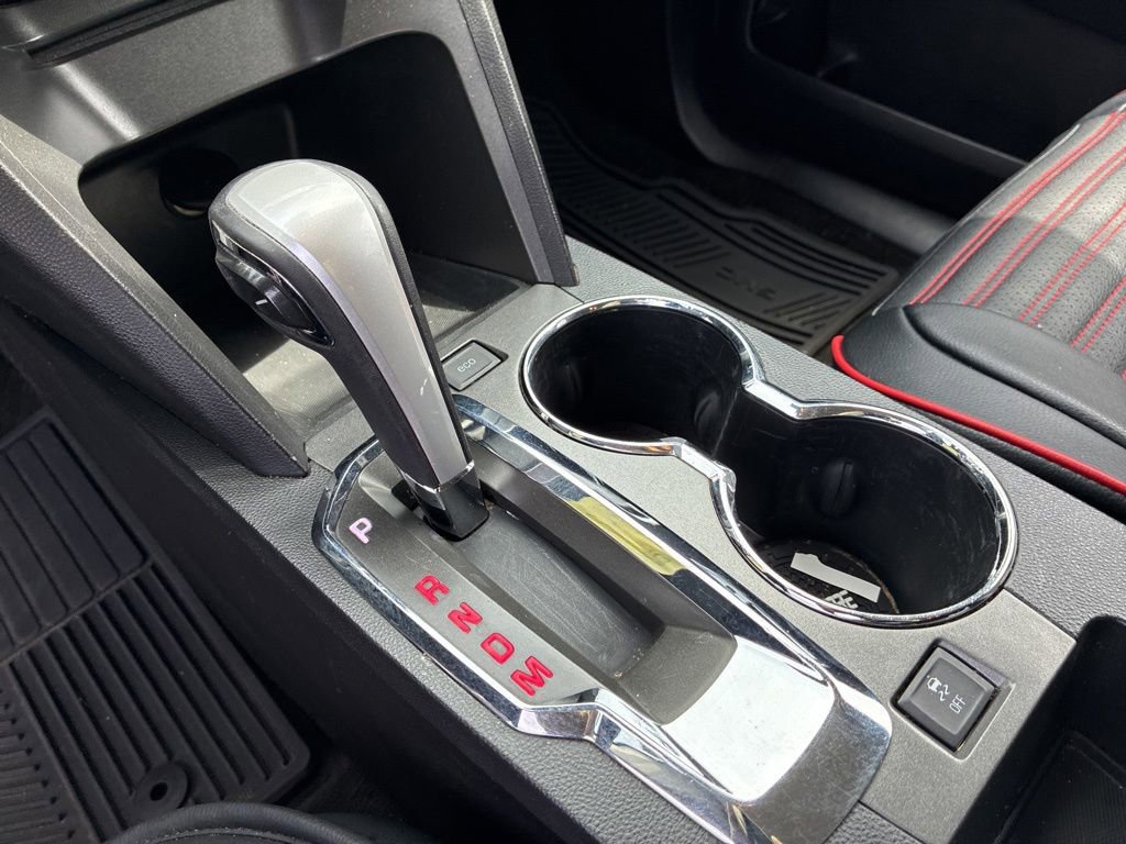 Used 2015 GMC Terrain SLE FWD image 14