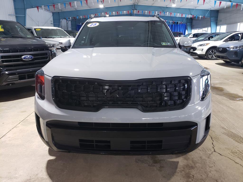 Used 2025 Kia Telluride EX X-Line image 9