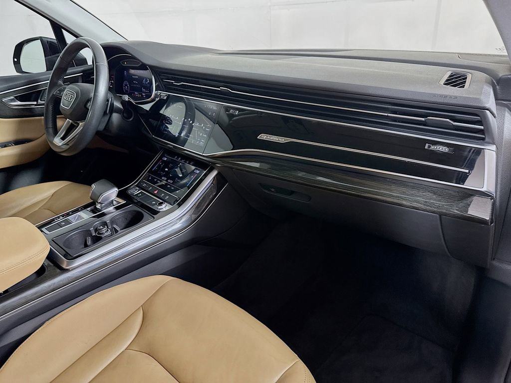 Used 2020 Audi Q7 2.0T Premium Plus w/ Premium Plus Package image 37