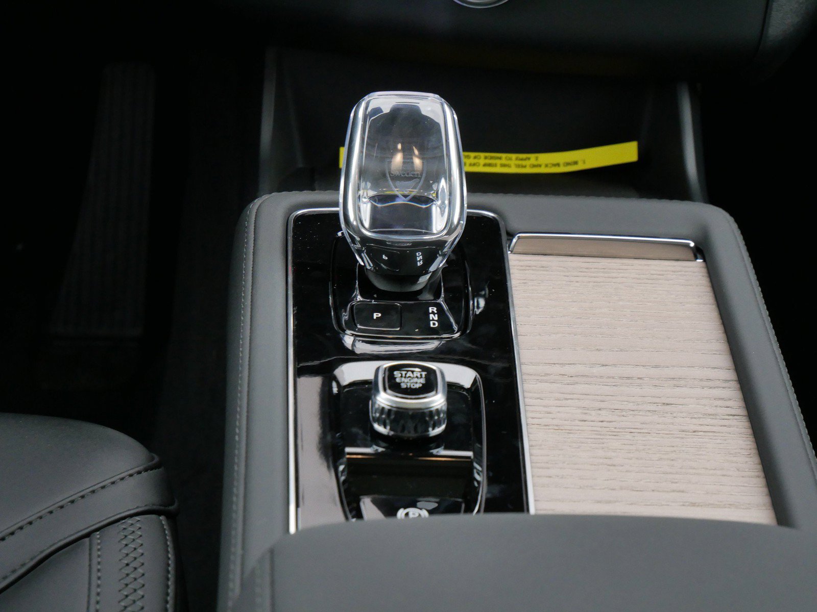 New 2027 Volvo XC90 B6 Plus AWD/4WD image 9