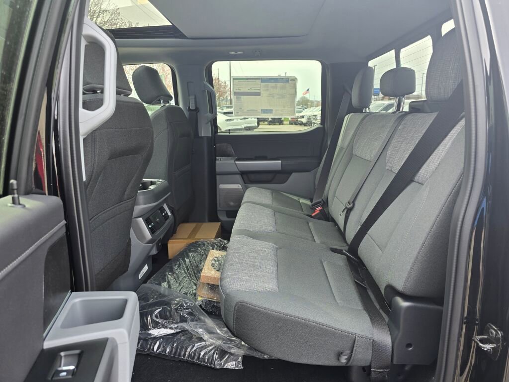 New 2026 Ford F350 XLT w/ XLT Premium Package image 14
