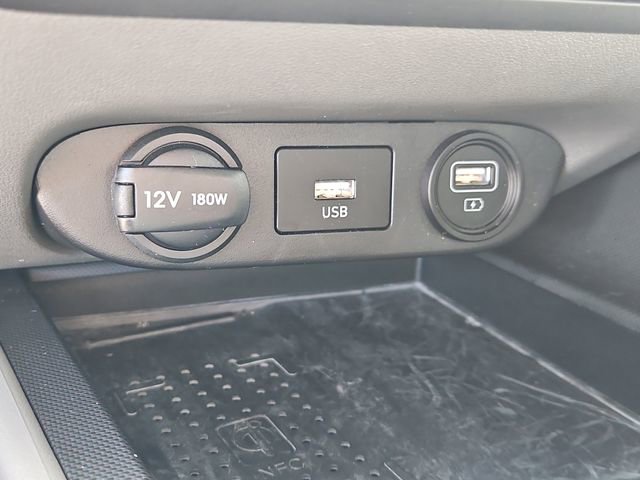 Used 2022 Hyundai Elantra SEL w/ Convenience + Premium Package FWD image 27