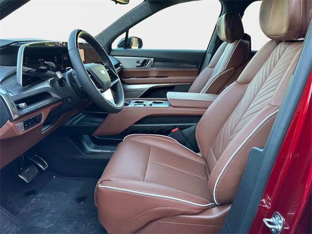 New 2026 Cadillac Vistiq Platinum w/ LPO, Floor Liner Package image 16