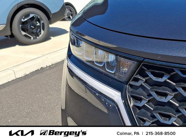 Used 2023 Kia Sorento S w/ Panoramic Sunroof Package image 11