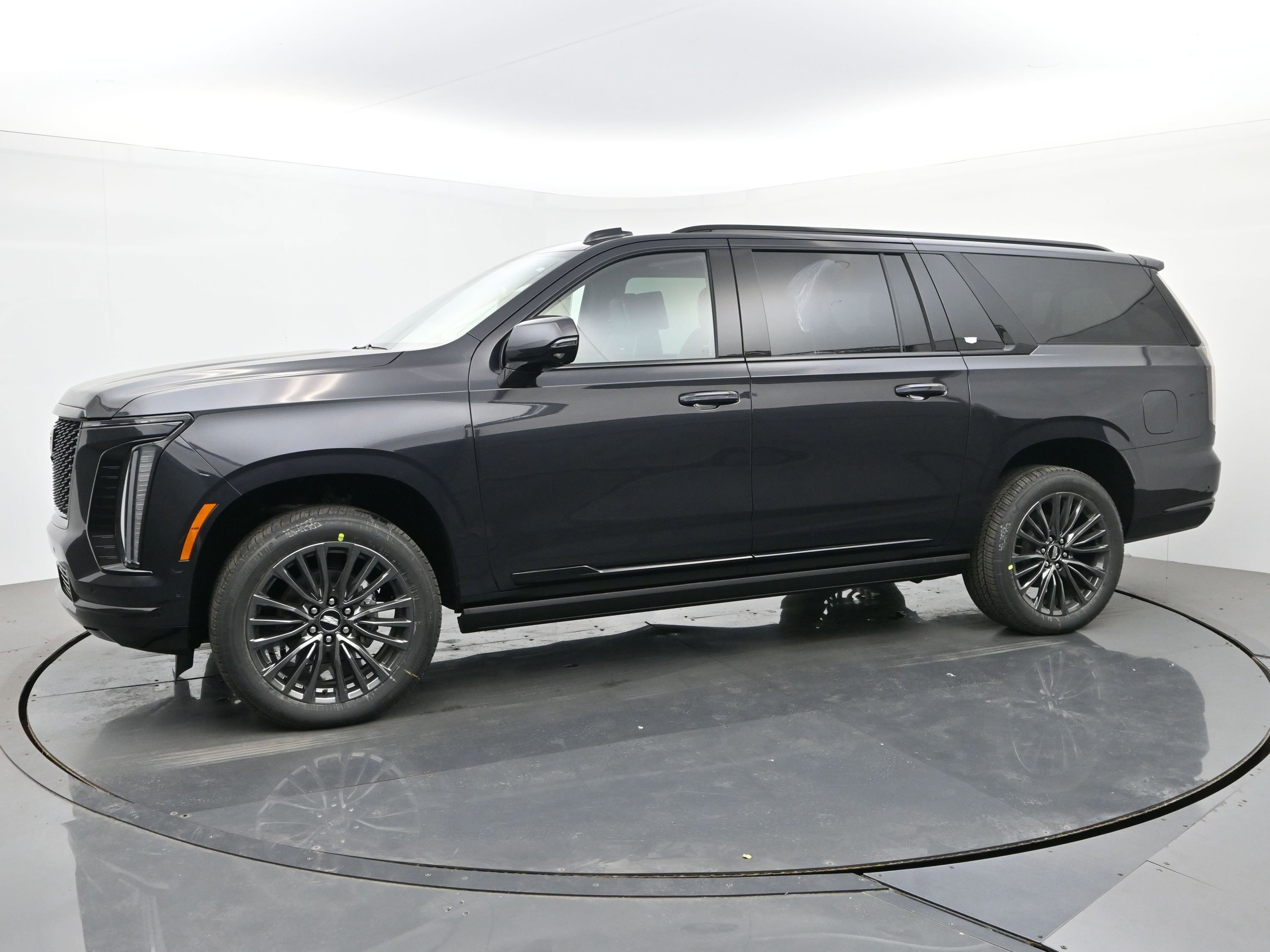 New 2026 Cadillac Escalade ESV Platinum Sport w/ LPO, Floor Liner Package AWD/4WD image 2