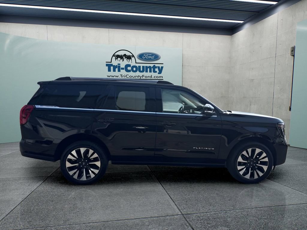 Used 2025 Ford Expedition Platinum w/ Driver's Package image 9