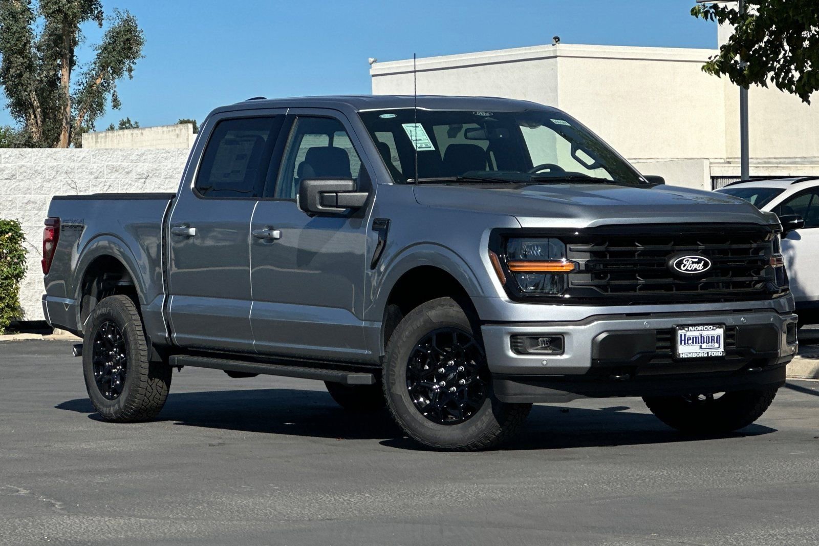 New 2026 Ford F150 XLT w/ Equipment Group 302A MID video 2