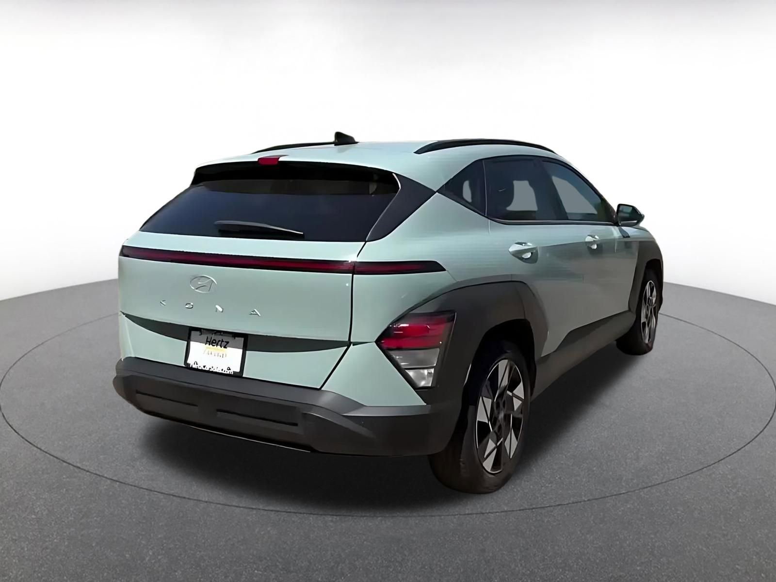 Used 2025 Hyundai Kona SEL image 14