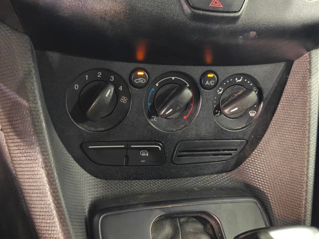 Used 2016 Ford Transit Connect XL FWD image 8