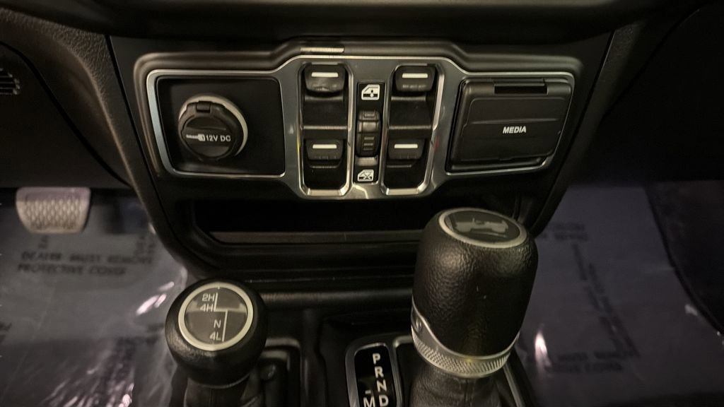 Used 2020 Jeep Wrangler Unlimited Sport S AWD/4WD image 27