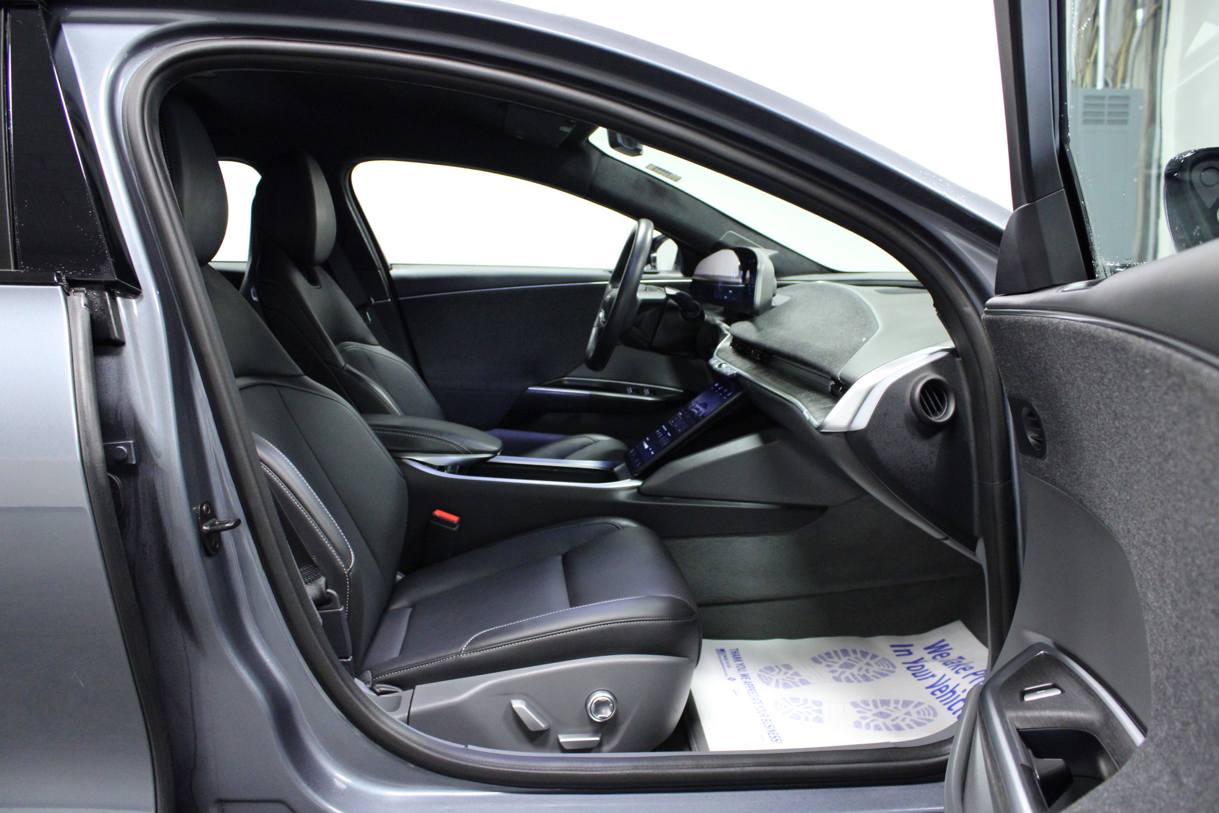 Used 2024 Lucid Air Touring image 15