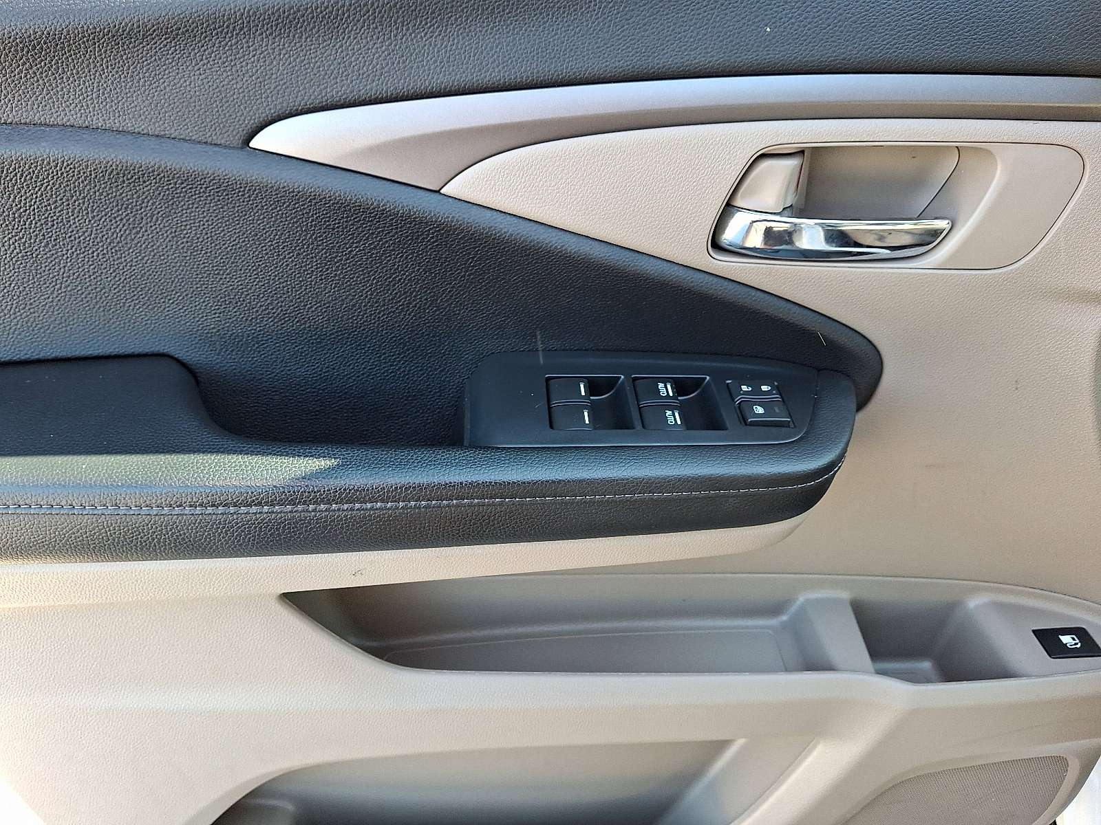 Used 2020 Honda Ridgeline RTL image 12