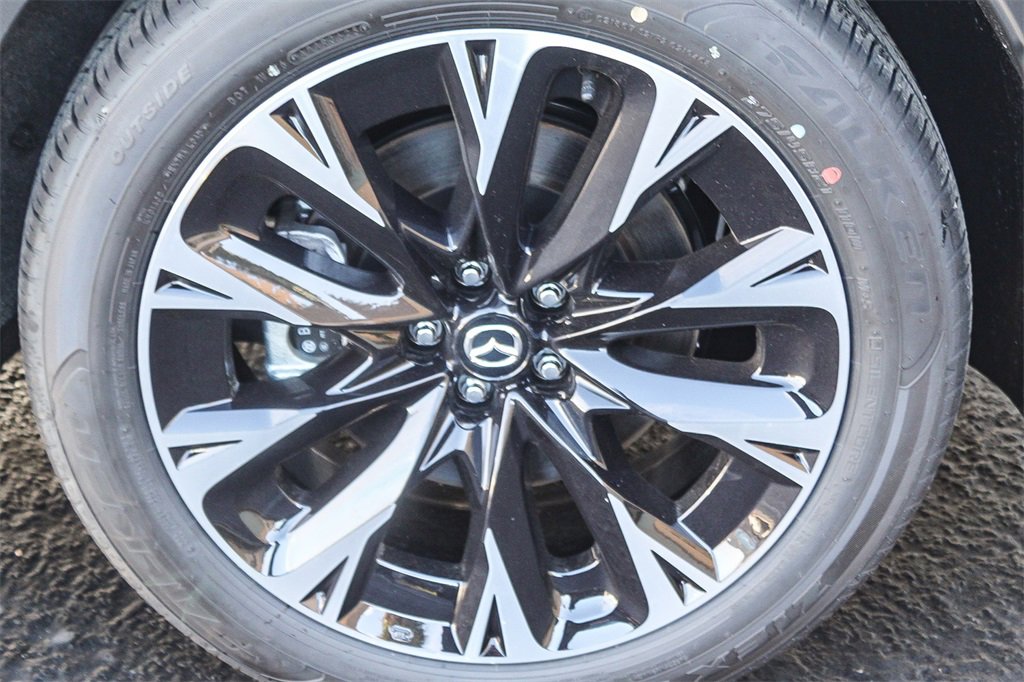 New 2026 MAZDA CX-90 Plug-In Hybrid w/ Premium Plus image 11