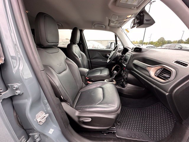 Used 2017 Jeep Renegade Limited AWD/4WD image 29